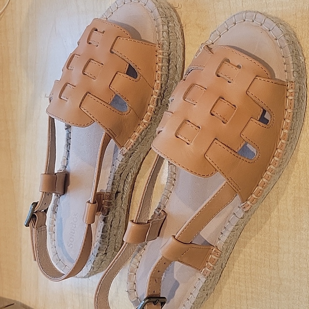 Soludos fisherman sandal size 7 camel